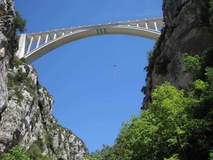 Мужчина нашел способ забыть об измене жены и случайно прославился на весь мир Мужчина нашел способ забыть об измене жены и случайно прославился на весь мир жизненное