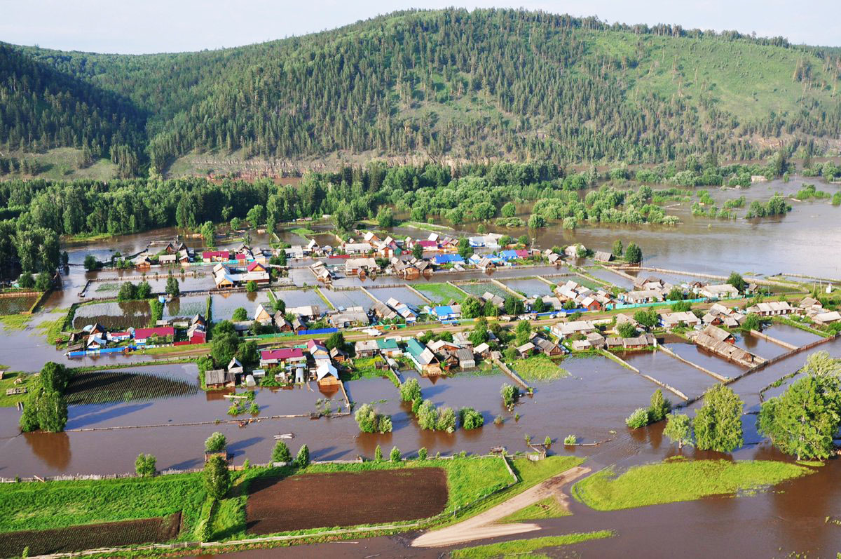 Танцы на граблях: Иркутяне спасаются от губернатора-спасателя россия