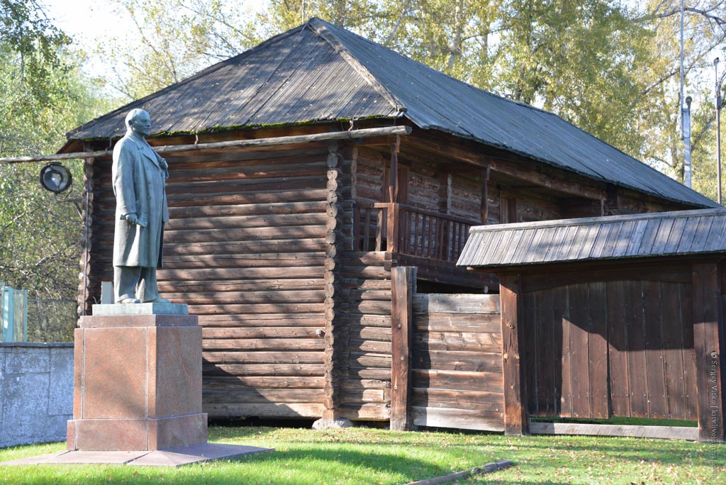 Шушенское. Музей заповедник Шушенское мемориал Ленина. Село Шушенское музей Ленина. Шушенское музей-заповедник Ленин. Ленинский музей Шушенское.