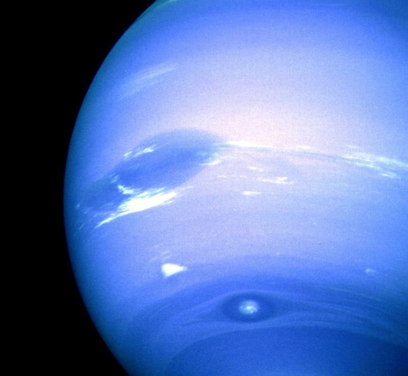 Телескоп "Хаббл" запечатлел гигантский умирающий шторм на Нептуне Нептун, космос, планета, солнечная система, факты, хаббл