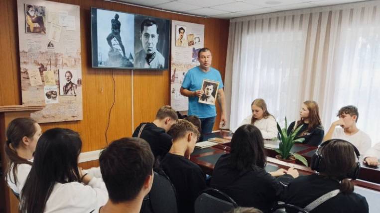 Школьники Донбасса приехали в Елабугу в рамках проекта «Университетские смены»