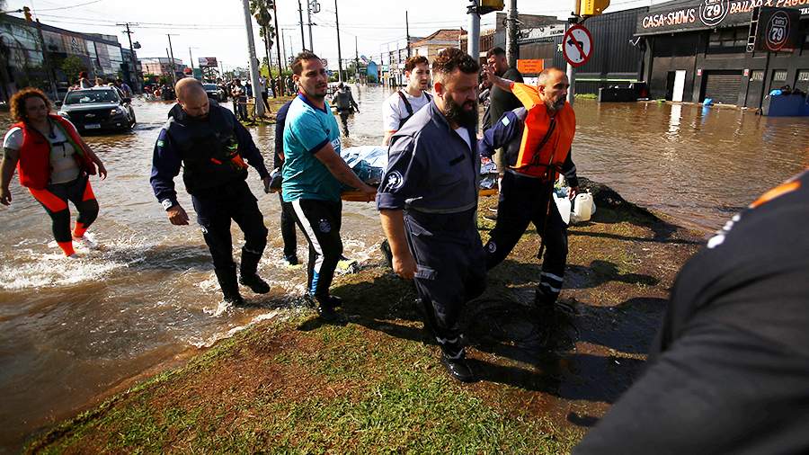 Число погибших из-за наводнений в Бразилии возросло до 83