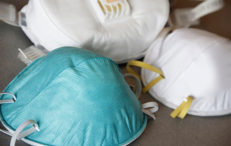 SuperJob сообщил, что 23% россиян поддержали повторное введение масочного режима