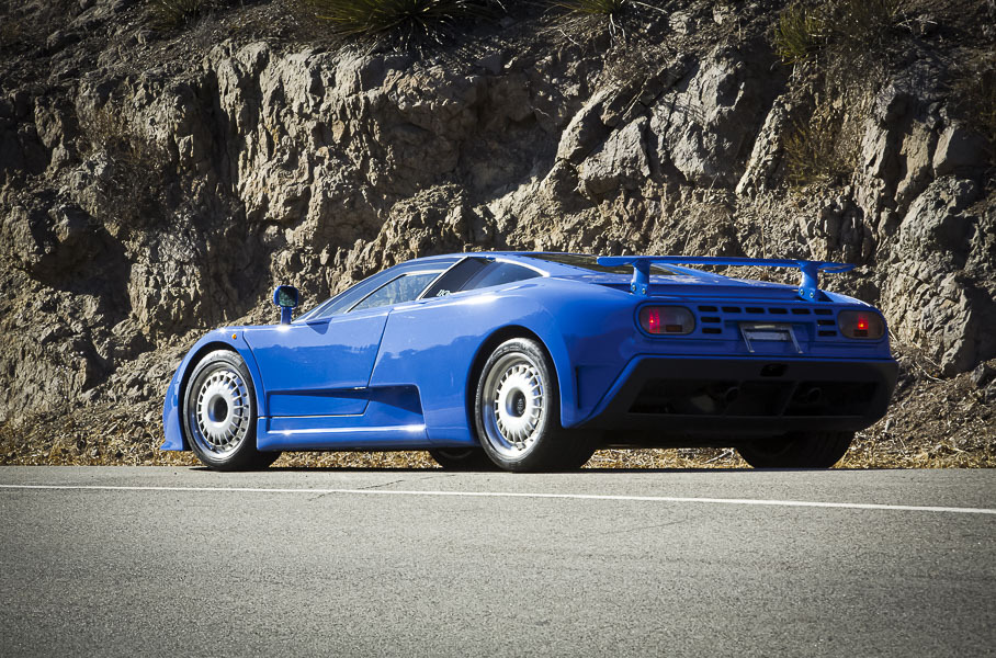 Крестный отец: великому Bugatti EB110 исполнилось 30 лет Читальный зал