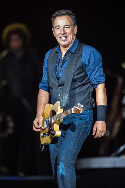 File:Bruce Springsteen - Roskilde Festival 2012.jpg