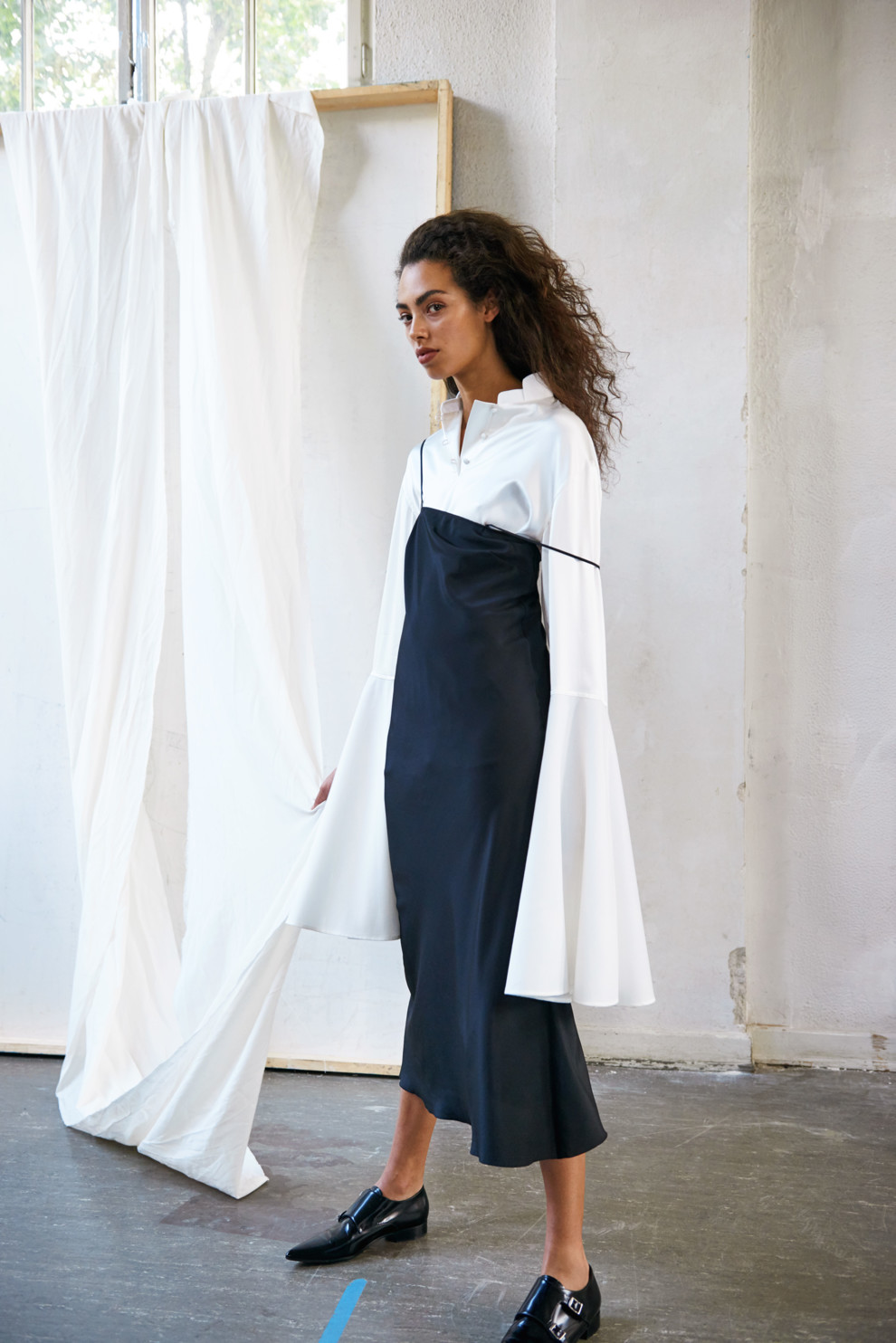 Минимум всего: самые лаконичные платья этой осени Минимум всего: самые лаконичные платья этой осени мода и красота,модные образы,одежда и аксессуары,стиль