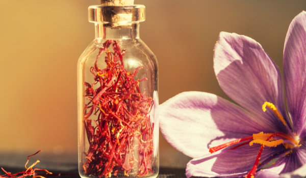 Идеи домашних шафрановых масок