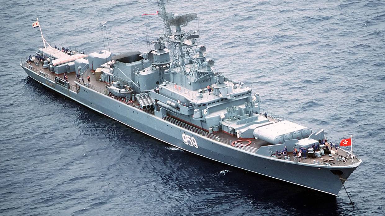 Член ОП Данюк назвал заход кораблей США в Черное море целенаправленной стратегией