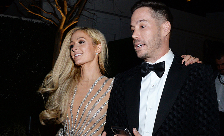 Пэрис Хилтон отметила годовщину отношений с бойфрендом Картером Реумом романтической поездкой