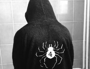 Чем российских подростков зацепила японская «паучья» эстетика