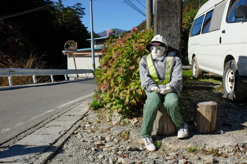Дом кукол: в Японии создана деревня, призванная обратить внимание на сокращение населения в мире, деревня, кукла, население, фото, япония