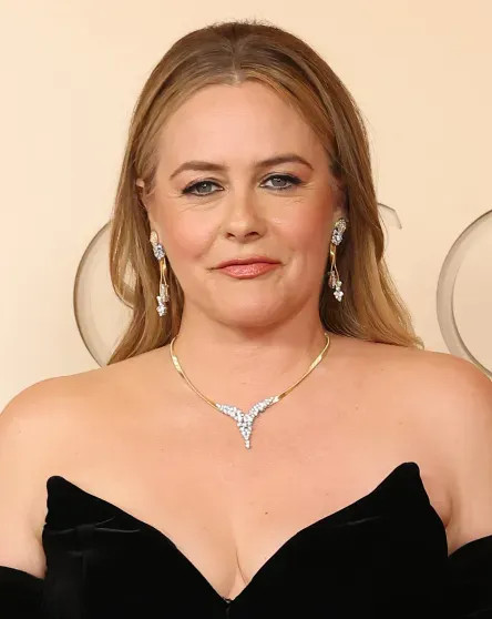 Хайди Клум, Роуз Бирн, Барби Феррейра, Фелисити Джонс на красной дорожке премии 