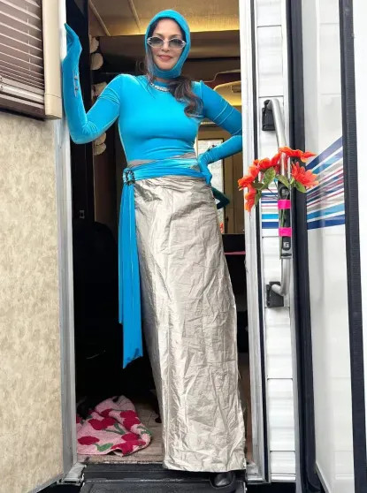 Певица M.I.A. посетила фестиваль Coachella в костюме, вдохновлённом логотипом Telegram Telegram, певица, Planes, артистка, время, символ, Paper, продолжаются, России, временем, защищают, ограничения, WiFiТем, включая, излучения, работе, видов, различных, радиации, фольги