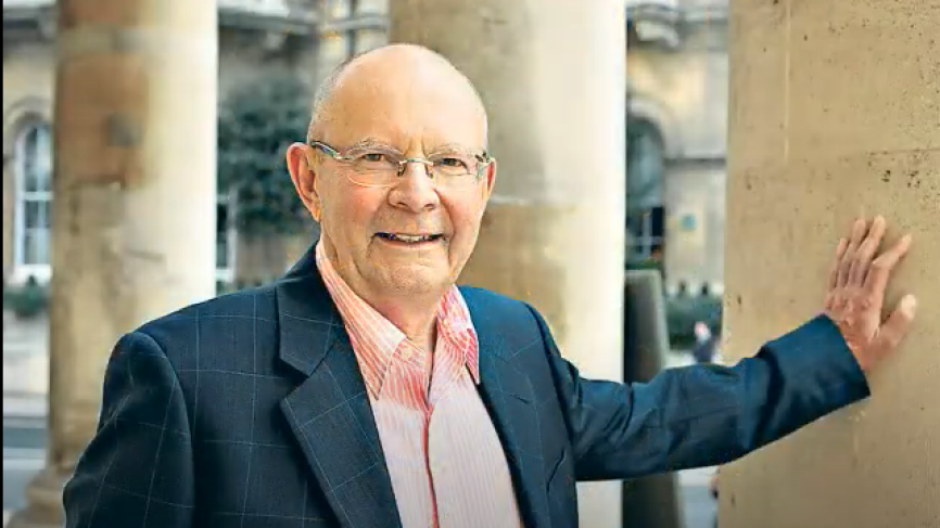 Южноафриканский писатель Уилбур Смит умер в возрасте 88 лет