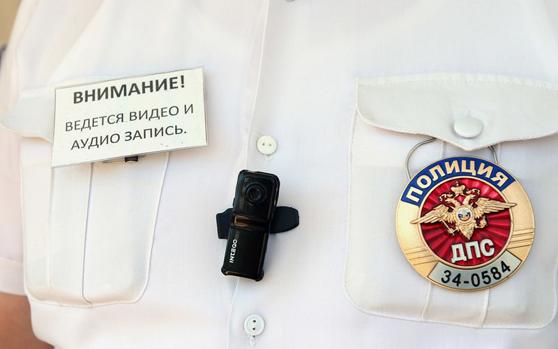 8 главных ошибок водителей, когда их останавливает ДПС 8 главных ошибок водителей, когда их останавливает ДПС авто и мото,автоновости,гибдд