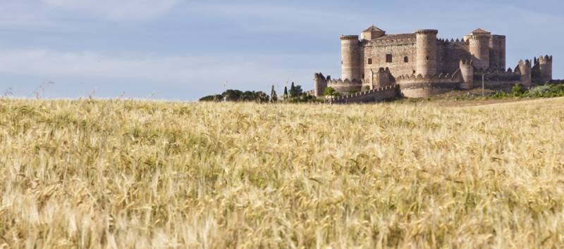 Бельмонте: замок специально для кино история