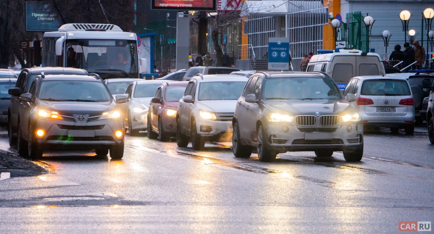Почему автомобили не делают из нержавеющей стали