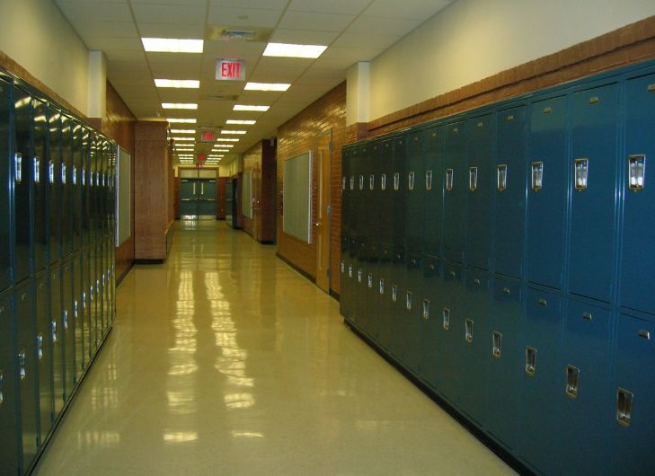 Адмирал-трансгендер предложила блокировать созревание американских детей