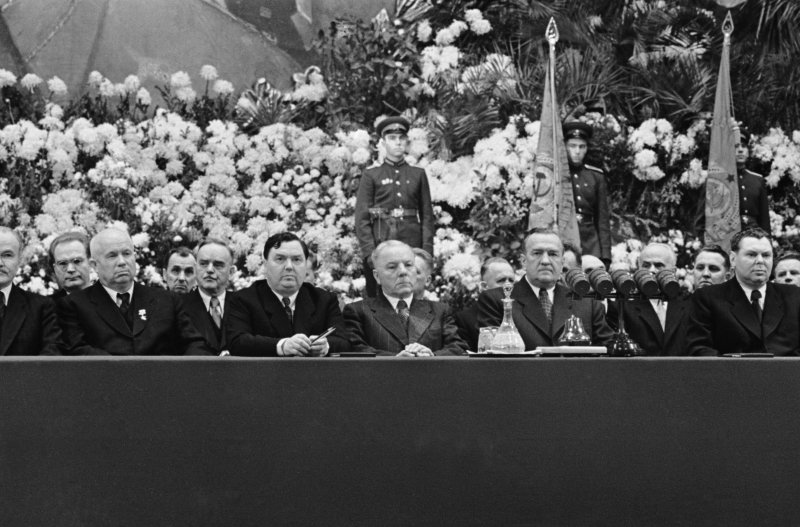 Почему Хрущев победил на ХХ съезде? Колонка Сергея Малинковича