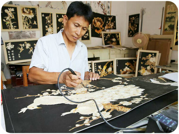 Го Шуньлин в своей мастерской. Фото: http://www.chinadaily.com.cn