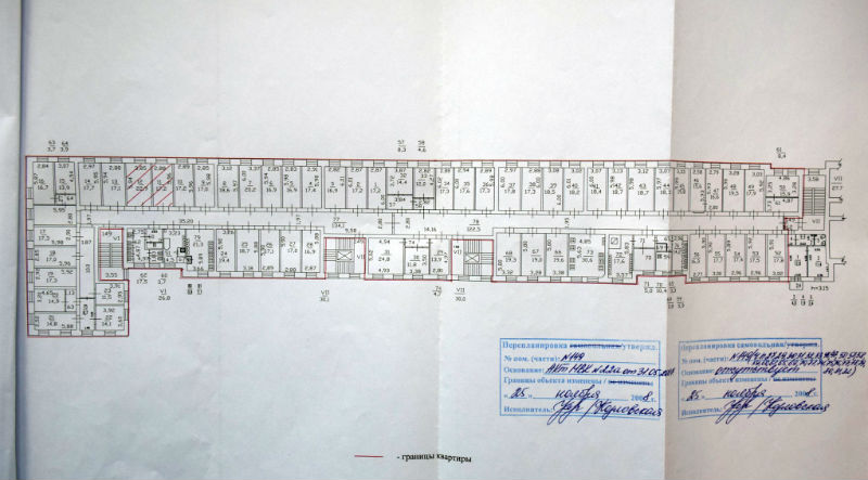 «Эрмитаж видела, а такую квартиру нет»: в Санкт-Петербурге продается квартира с 58 комнатами
