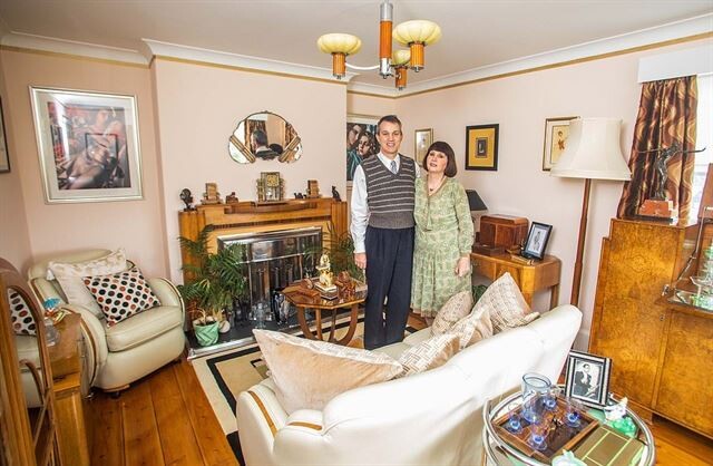 Британская пара превратила свой дом в капсулу времени 1930-х годов и живёт, отказавшись от современных технологий интерьер,увлечения,хобби