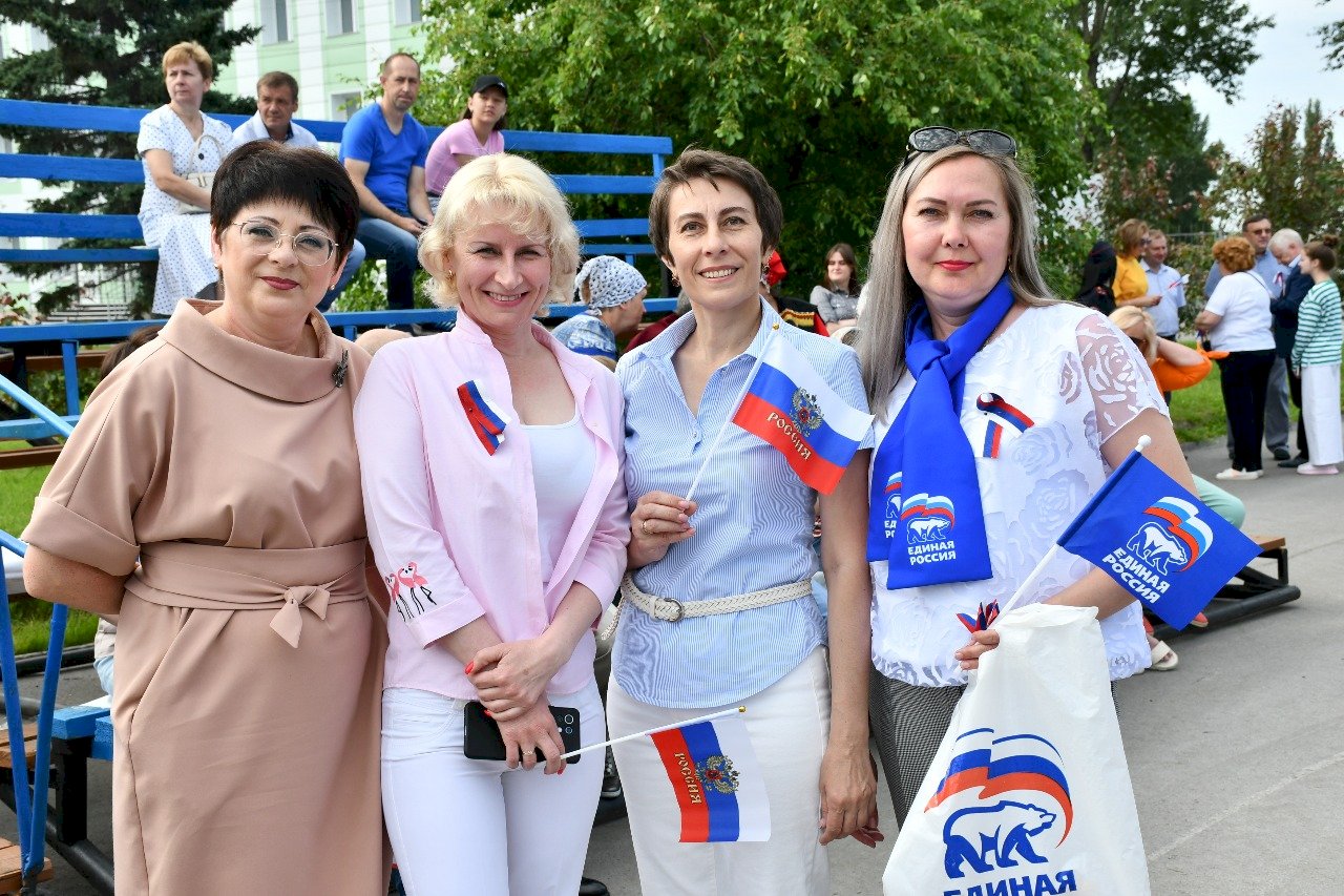 Погода алейск на дня. Алейск день город. В Алейске магазин фестиваль. Погода в Алейске. День молодежи в Алейске.