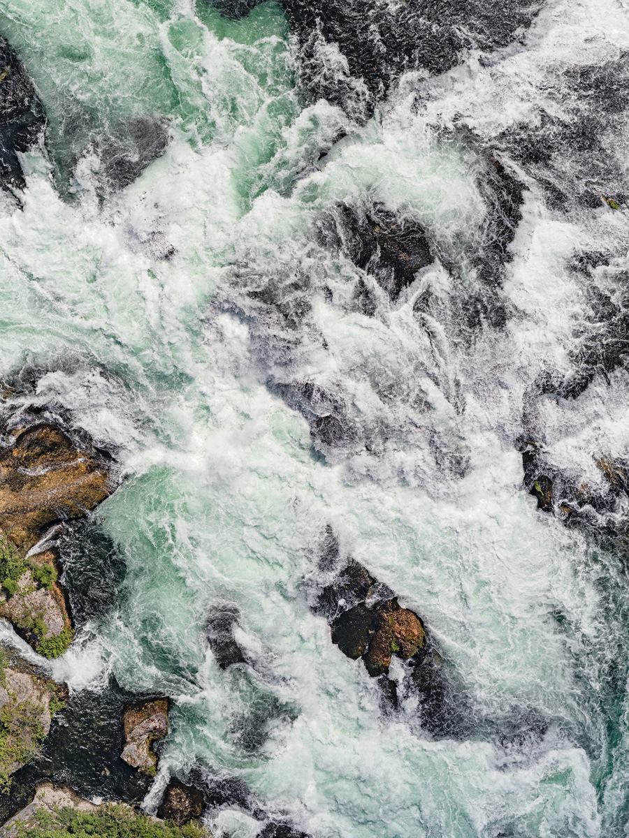 Рейнский водопад: вид сверху Рейнский водопад: вид сверху Рейн,Рейнский водопад