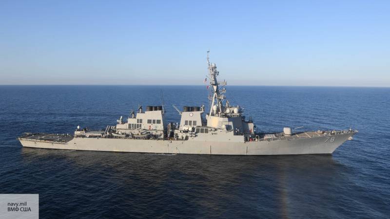 Military: Россия бурно отреагировала на маневры ВМС США в Черном море
