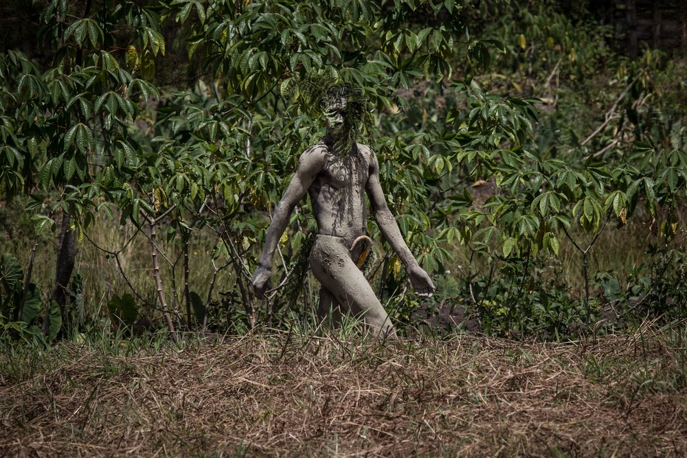 Племена папуасов - фоторепортаж из долины Балием - 10