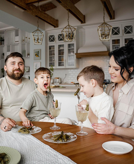 Маргарита Грачева, которой бывший муж отрубил кисти рук, ждет третьего ребенка Маргарита Грачева, которой бывший муж отрубил кисти рук, ждет третьего ребенка Звездные дети