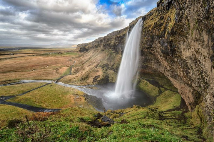 От силы и энергии этих водопадов у вас завибрирует даже мышка водопадов, метров, Водопад, Исландии, страны, находится, водопад, которые, можно, из самых, означает, на реке, около, Является, высота, цвета, больших, является, Бруарфосс, окружающим