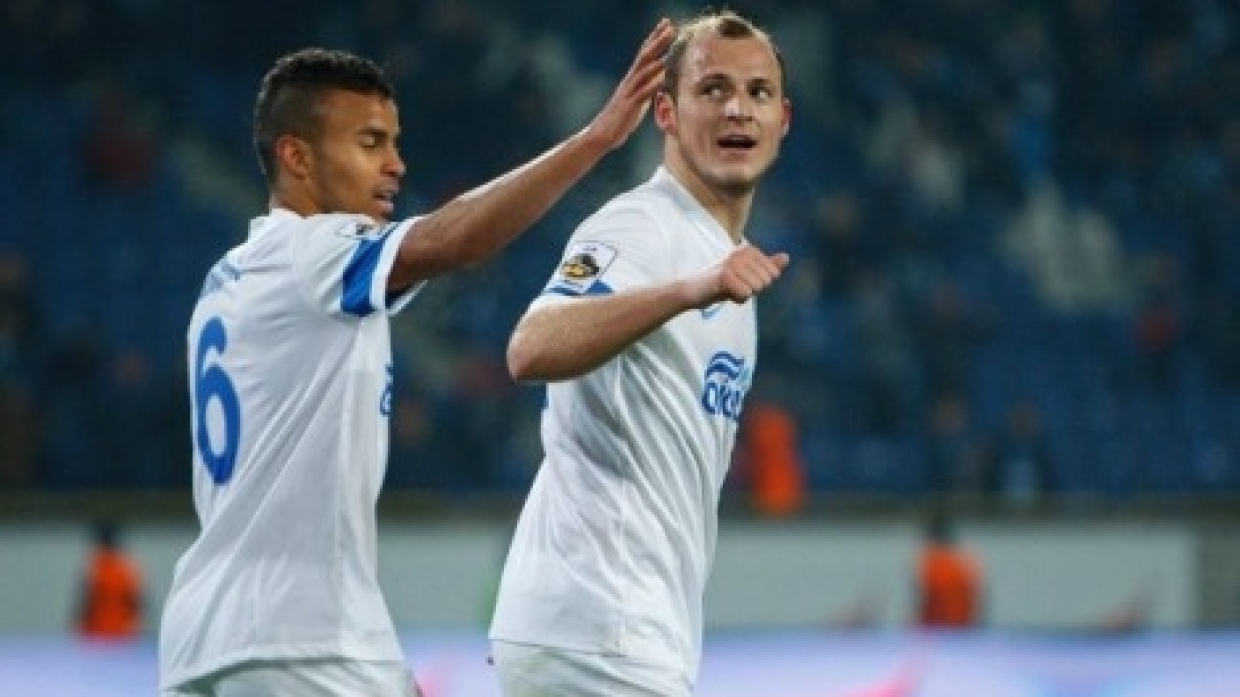 «Крайне правым не рады»: почему украинского футболиста Зозулю освистывают в Испании «Крайне правым не рады»: почему украинского футболиста Зозулю освистывают в Испании Спорт