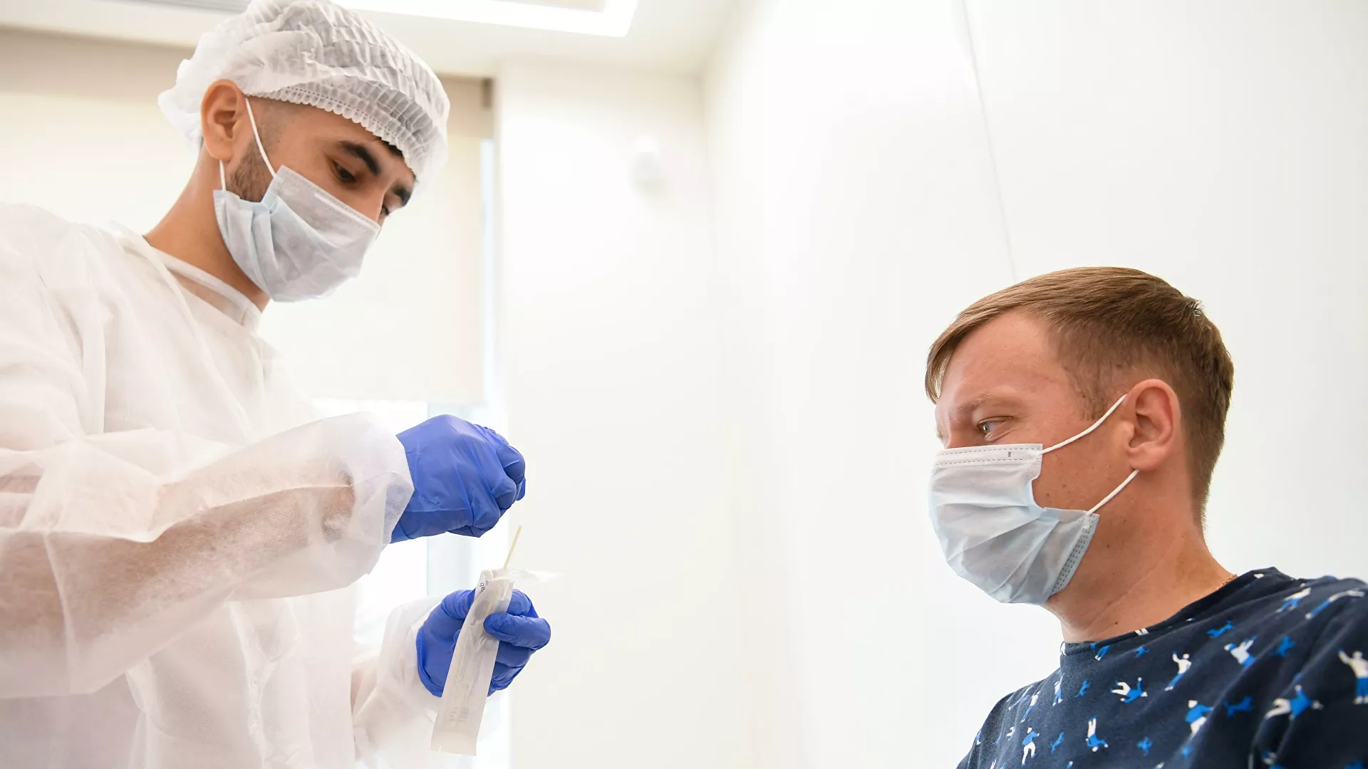 Москвичи смогут получить медотвод от вакцинации по новым правилам