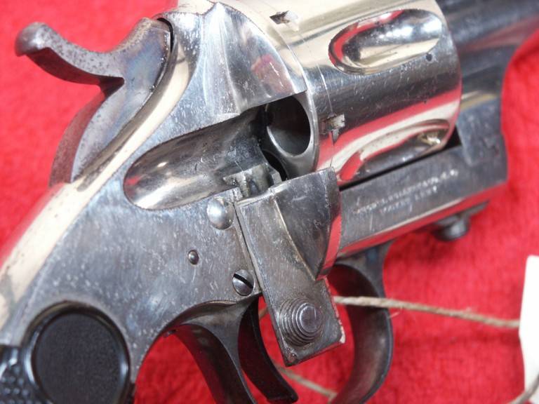 Лучше, чем «Смит и Вессон»: револьвер Мервина и Хьюберта Лучше, чем «Смит и Вессон»: револьвер Мервина и Хьюберта оружие