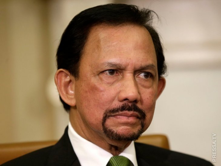 Как живет султан Брунея: пятьсот автомобилей Rolls-Royces, стрижка за 20 000 долларов... 