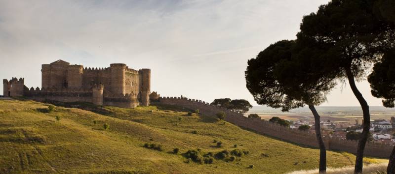 Бельмонте: замок специально для кино история