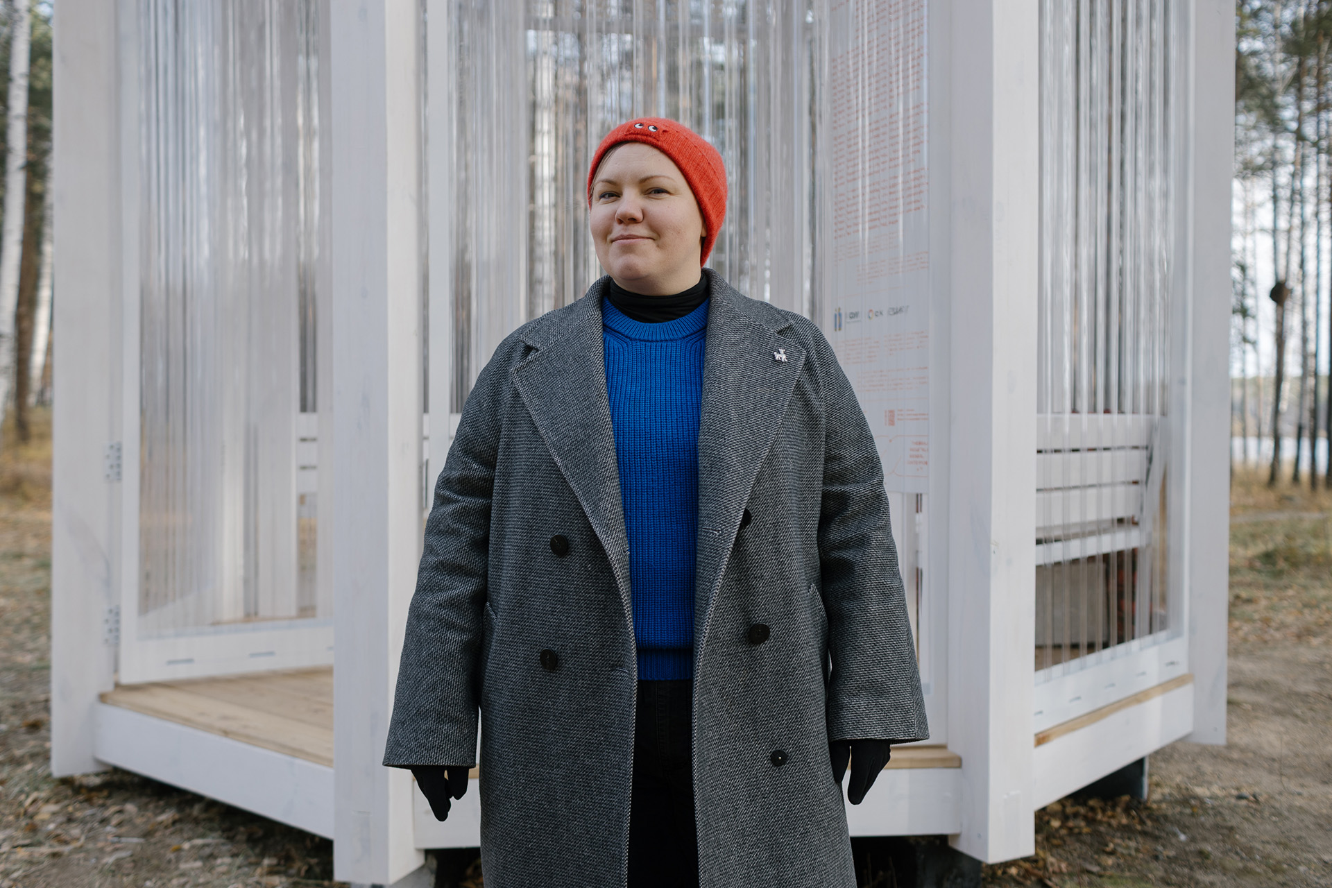 Ольга Рокаль, на фоне проекта «Теплица»