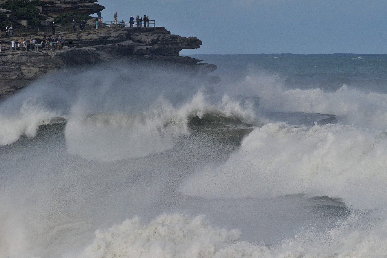 AUSTRALIA-WEATHER-CLIMATE-SURF