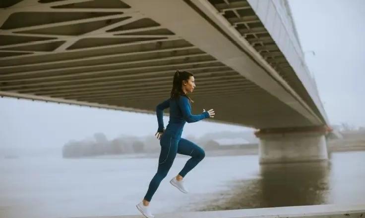 Город, в котором мы дышим. Как воздух влияет на наш день — от утреннего кофе до вечерней усталости