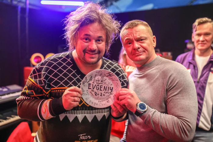 26d33c5cf8598f327a5c4ae8ce0fca87 (700x466, 367Kb)