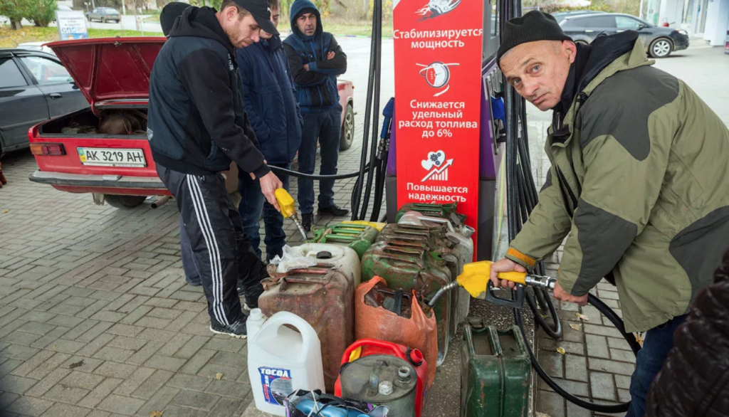 Нелегальные заправки заполонили топливный рынок Украины АЗС,Бензин,Газ,Украина,Экономика,Украина