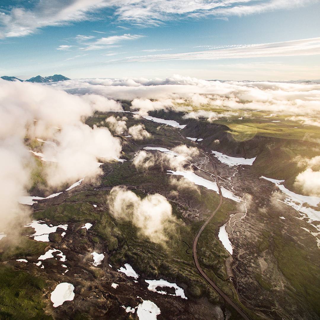 Как люди едут на Толбачик после извержения. Камчатка. Россия Как люди едут на Толбачик после извержения. Камчатка. Россия Война и мир