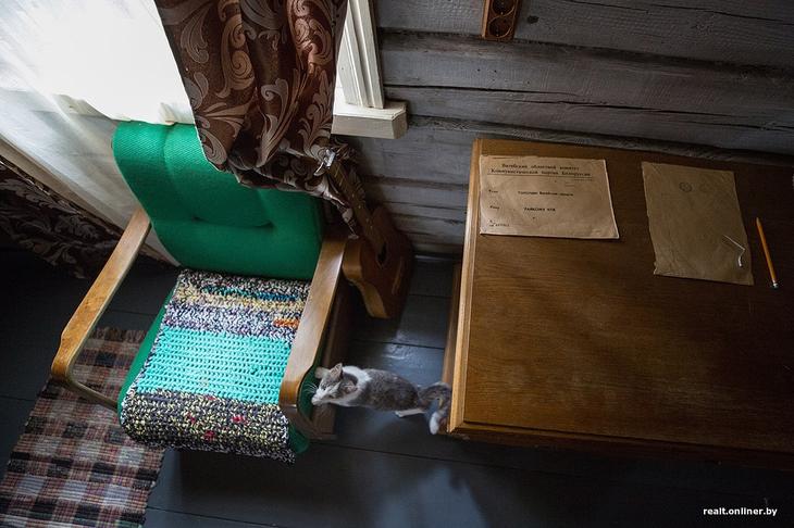 «Вложил сюда все свои сбережения». Как один человек возрождает деревню на Голубых озерах 