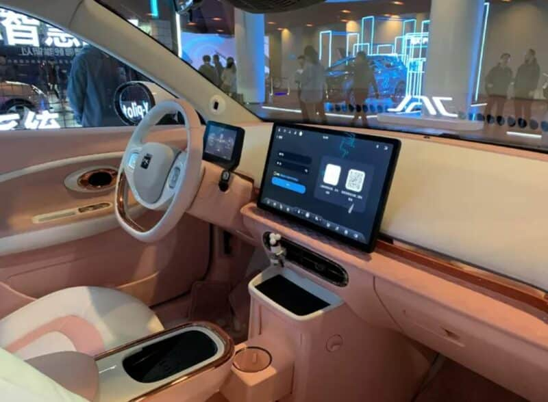 JAC выпустила новый электромобиль с трансмиссией 9-в-1 под новым брендом Yiwei 