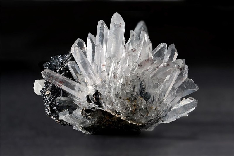 Горный хрусталь - идеально прозрачный крупнокристаллический кварц. minecraft, геология, драгоценные камни, минералы