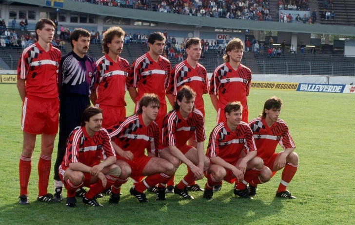 Игроки последней сборной СССР по футболу 1991 года: Андрей Чернышов, Станислав Черчесов, Сергей Алейников, Ахрик Цвейба, Дмитрий Кузнецов, Василий Кульков, Дмитрий Галямин, Сергей Юран, Игорь Шалимов, Андрей Канчельскис, Александр Мостовой | Источник: WEREK / Legion Media