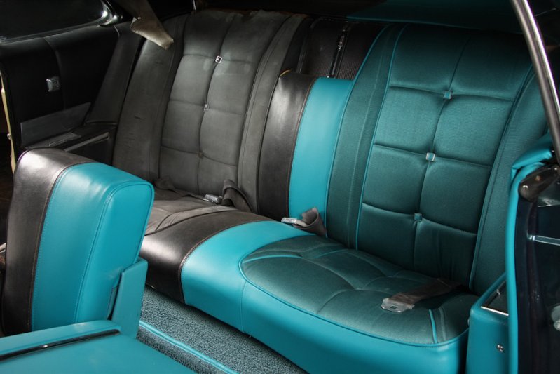 Интересная реставрация половины Oldsmobile Toronado Интересная реставрация половины Oldsmobile Toronado авто