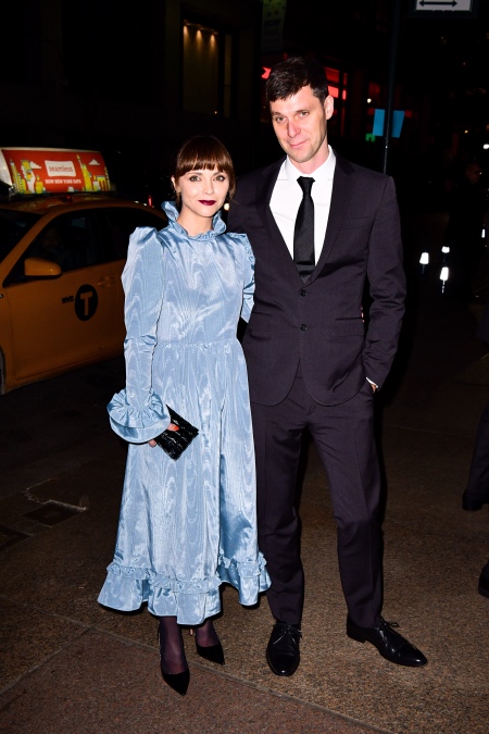 На фоне развода: Кристина Риччи подала на мужа в суд за домашнее насилие Звезды,Звездные пары