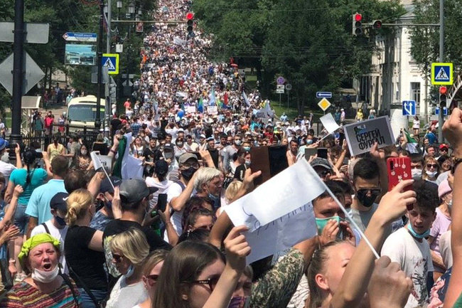 «Закрывают самых активных»: в Хабаровске начали заводить дела на участников митингов чтобы, митинга, организации, Дегтярев, поддержку, региона, штаба, участников, считает, губернатора, против, Сергея, Фургала, потребовали, который, Матвиенко, также, мнению, Силовики, президент